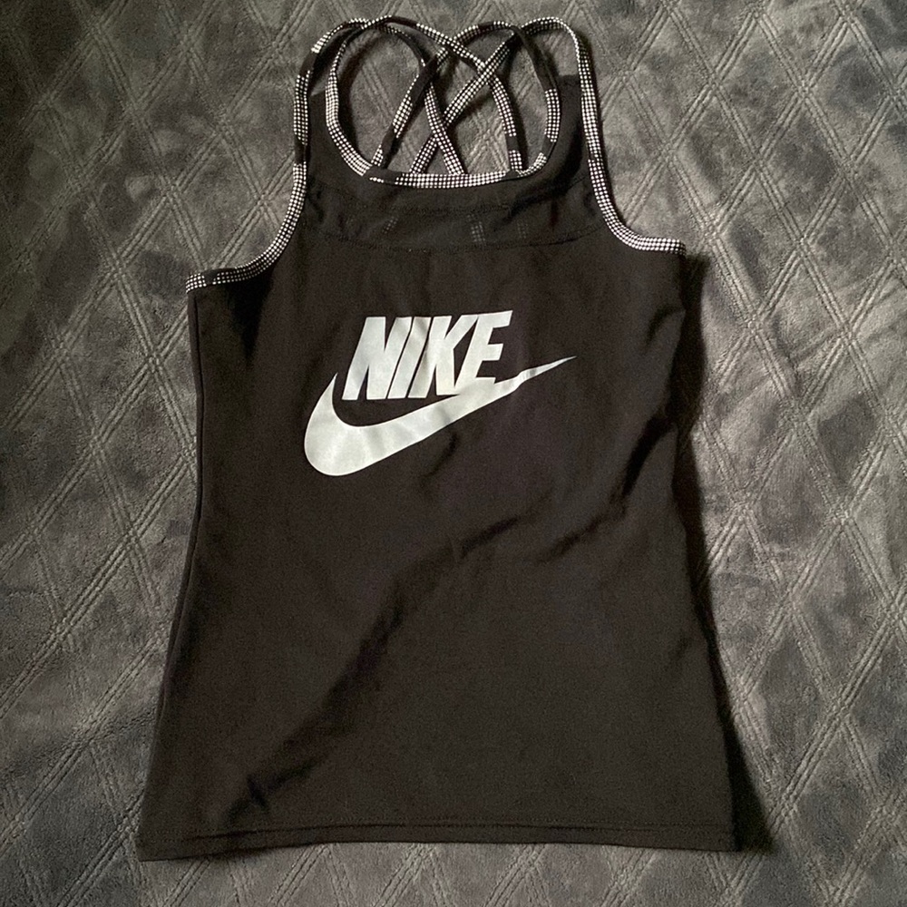 nike top